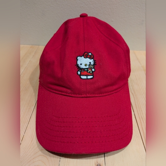 Hello Kitty Vibrant Red Hat - Picture 2 of 6